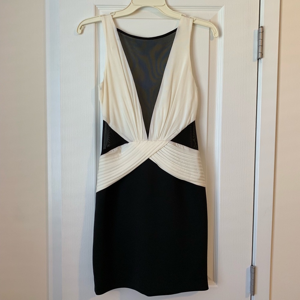 Bebe dress